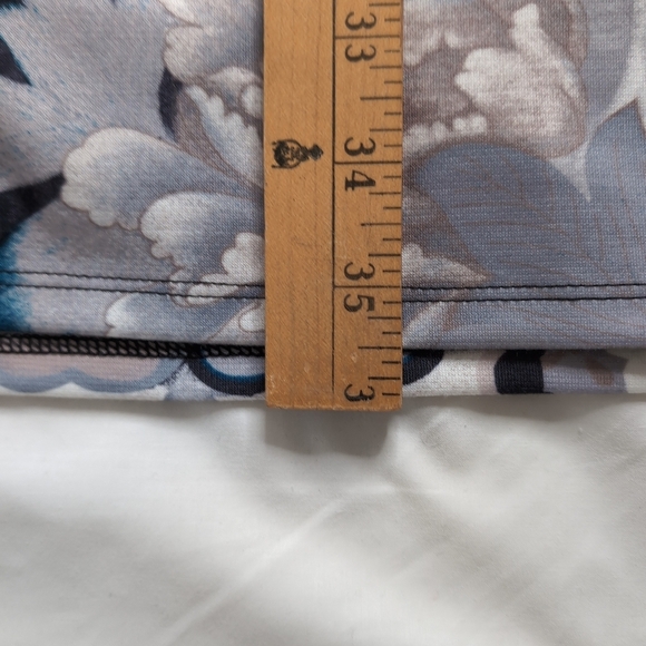 NATORI Multicolor Floral Longline V neck Dress, Size XS - Picture 6 of 7